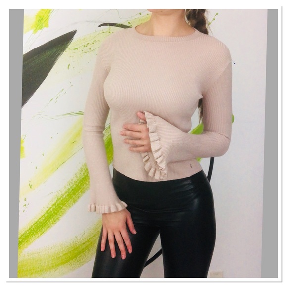 Q2 Boutique blush ribbed sweater ruffle sleeves - Picture 8 of 8